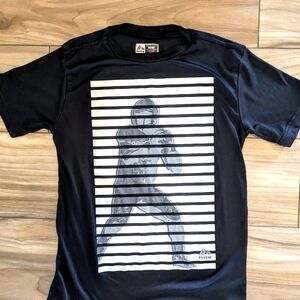 Youth 14/16 RBX active shirt with football player